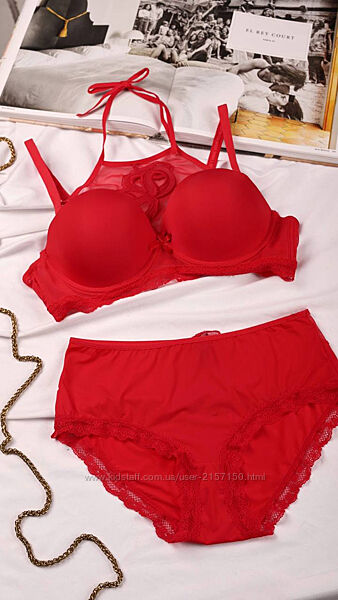 Комплект жіночої білизни