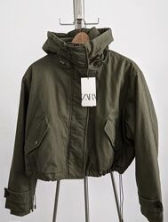 Жіноча куртка Zara