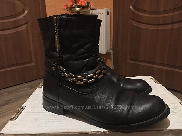 Жіночі чоботи. женские сапоги.