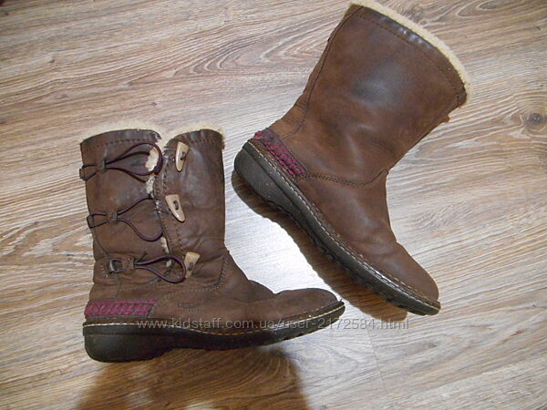 Чоботи, дутики, розмір 38.