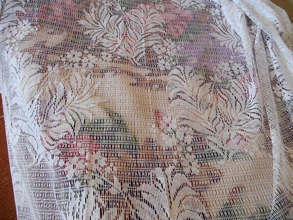 Красива гардина, тюль, штори.