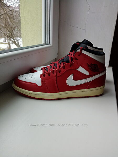 Кросівки AIR Jordan 1 Mid Chicago GS, розмір 43. Оригінал 