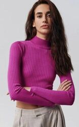 Розовая водолазка Sinsay 