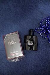 Yves saint laurent black opium over red