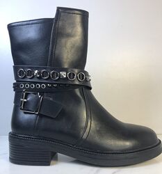 Модні та стильні черевики