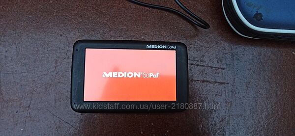 Навигатор GPS Medion GoPal E4270 М40