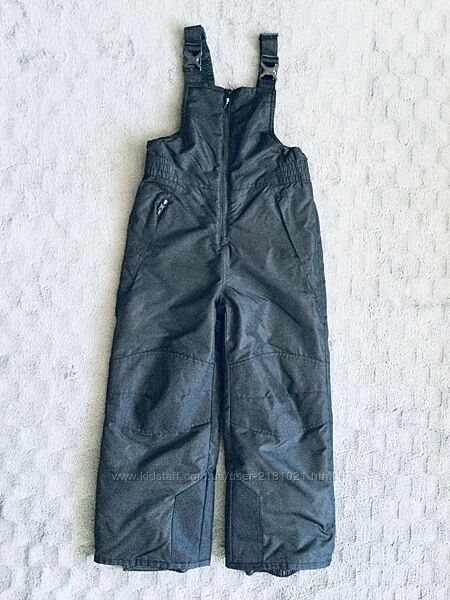 6-7 рок Champion зимовий комбінезон. Застібка - блискавка. вітронепродувний