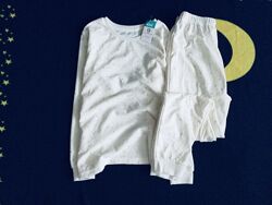 12 рок . велюрова білосніжна піжама з золотими зірками, переливається і блищ