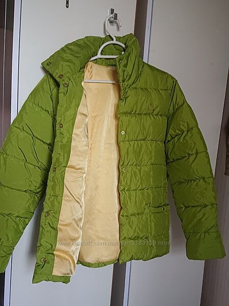 куртка демісезонна спортивна чарівного кольору