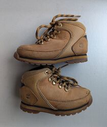 Продам 3 пари дитячого взуття Черевики - Timberland та Gelert