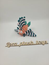М&acuteяка в&acuteязана іграшка рибка