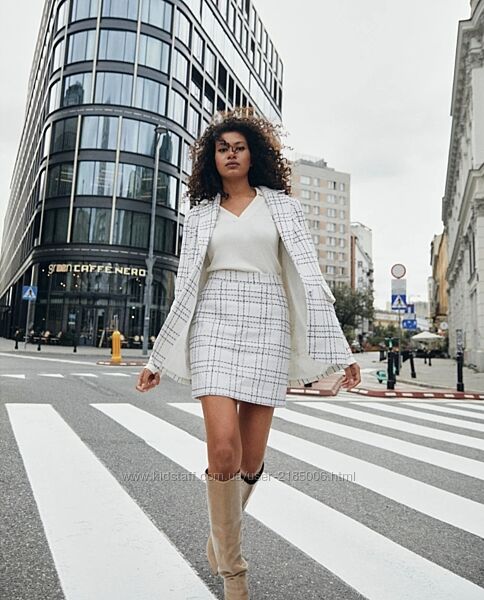 Елегантний костюм-двійка піджак мініспідниця у твіді