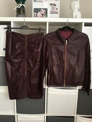 Винтажный костюм цвета бургунди из мягкой 100 кожи