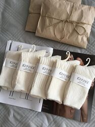 Шикарні теплі шкарпетки в молочному кольорі 85 вовна лами