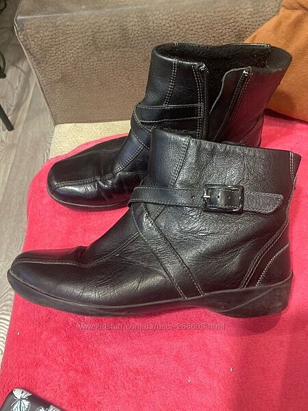 Шкіряні ботинки демі 37 розмір Clarks