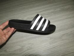 Adidas босоніжки 24 см устілка