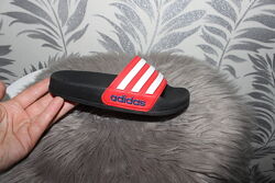 Adidas босоніжки 18.2 см устілка
