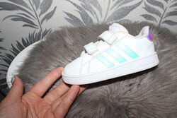 Adidas кросівки 14.5 см устілка