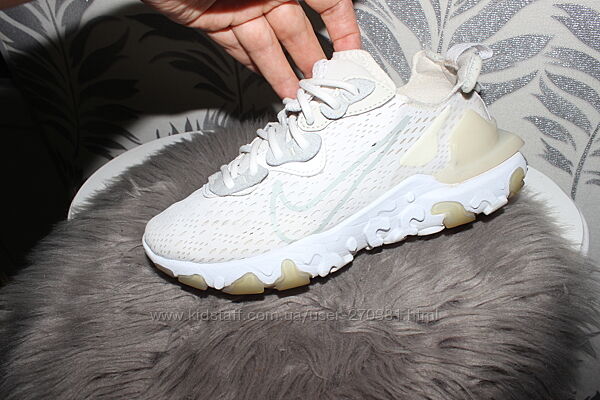 Nike кросівки 22.8 см устілка