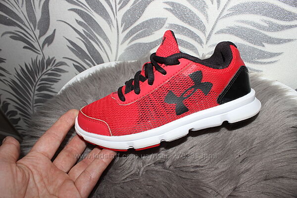 Under armour кросівки 19 см устілка