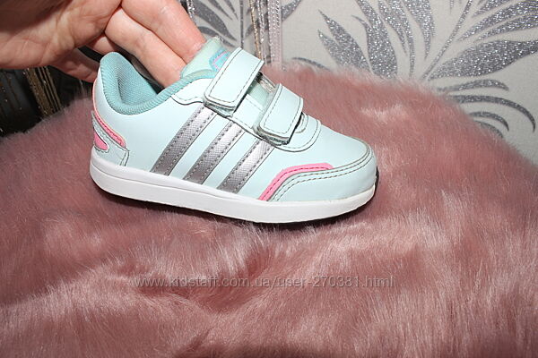 Adidas кросівки 14.7 см устілка