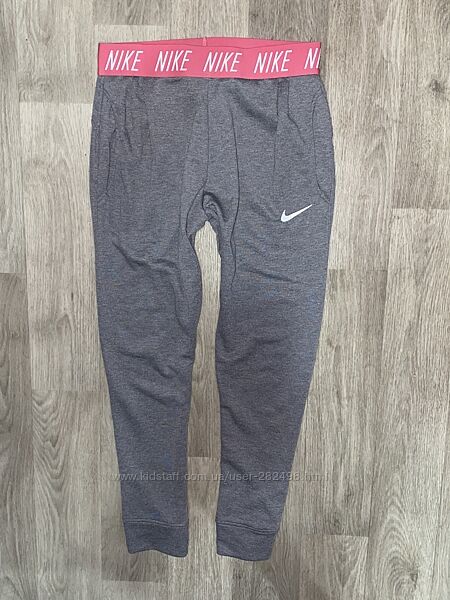 Оригинальные, Спортивные брюки Nike Dri-Fit размер 13-15 лет